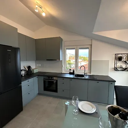 Penthouse Zara تْسْغيكفانِتْسا