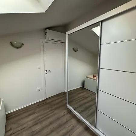 Apartament Penthouse Zara *