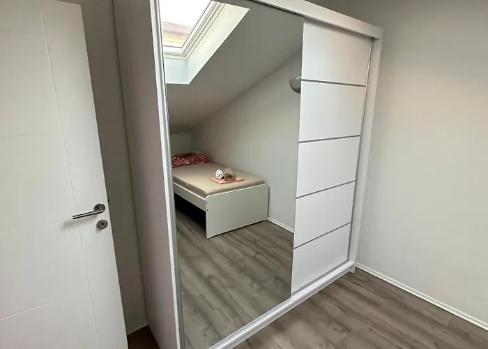 아파트 Penthouse Zara 크리크베니카